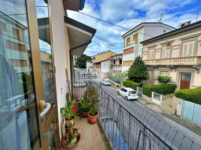 Appartamento in vendita a Viareggio