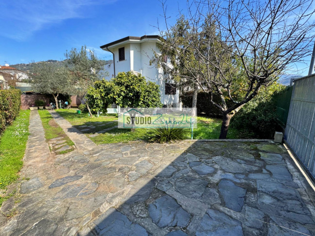 Villa in vendita a Pietrasanta