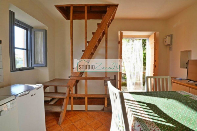 Cielo Terra in vendita a Stazzema