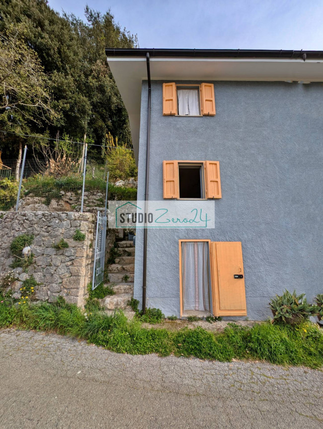 Cielo Terra in vendita a Stazzema