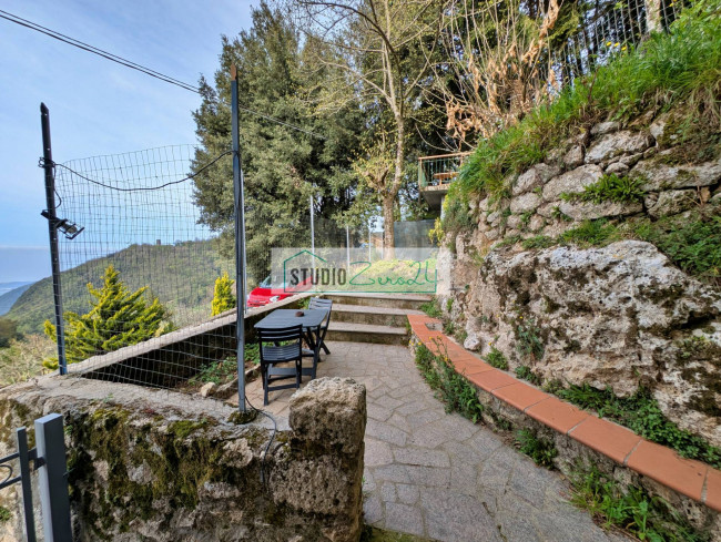 Cielo Terra in vendita a Stazzema