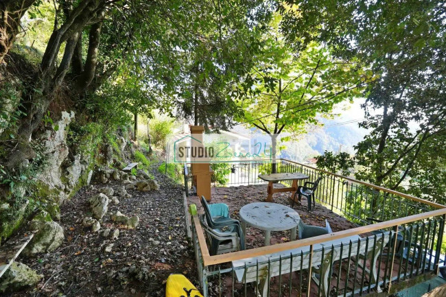 Cielo Terra in vendita a Stazzema