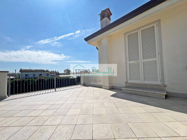 Villa in vendita a Camaiore