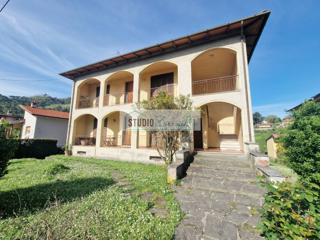 Villa in vendita a Camaiore
