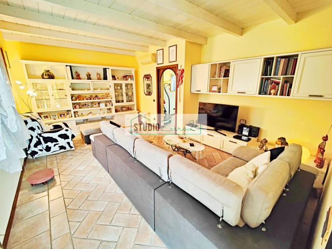 Villa in vendita a Seravezza