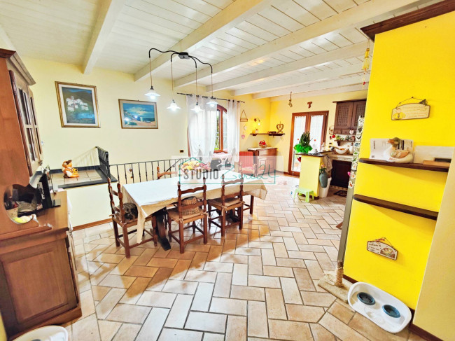 Villa in vendita a Seravezza