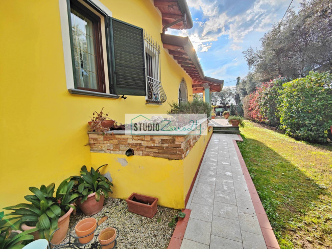 Villa in vendita a Seravezza