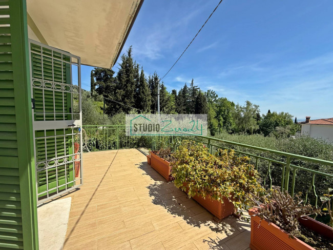 Villa in vendita a Massarosa