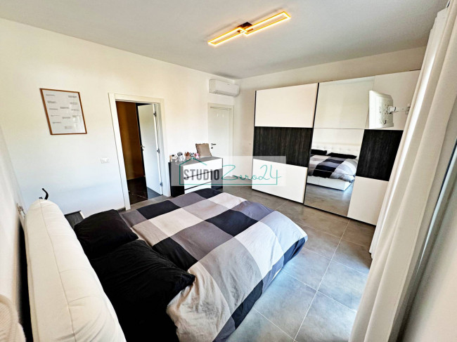 Villa for sale in Pietrasanta