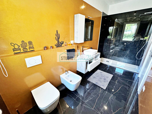 Villa for sale in Pietrasanta
