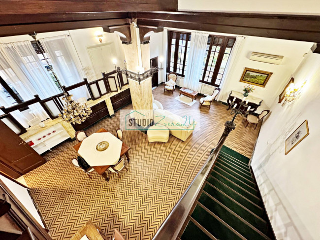 Villa in vendita a Pietrasanta