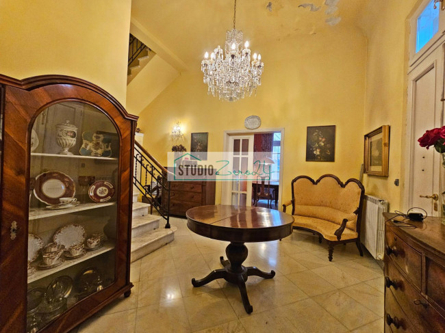 Casa singola in vendita a Viareggio