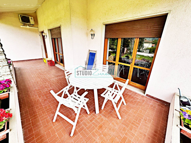 Villa in vendita a Seravezza