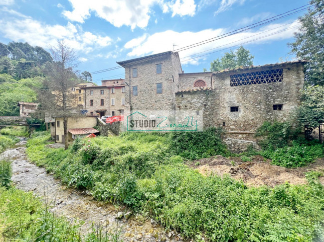 Rustico in vendita a Camaiore