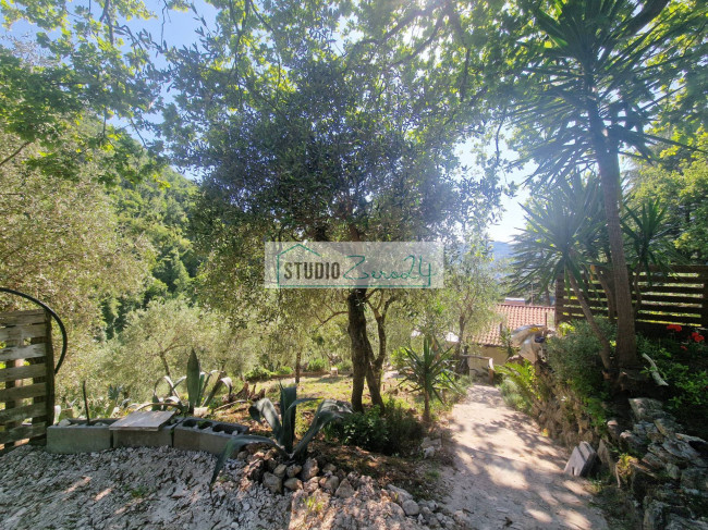 Villa in vendita a Camaiore