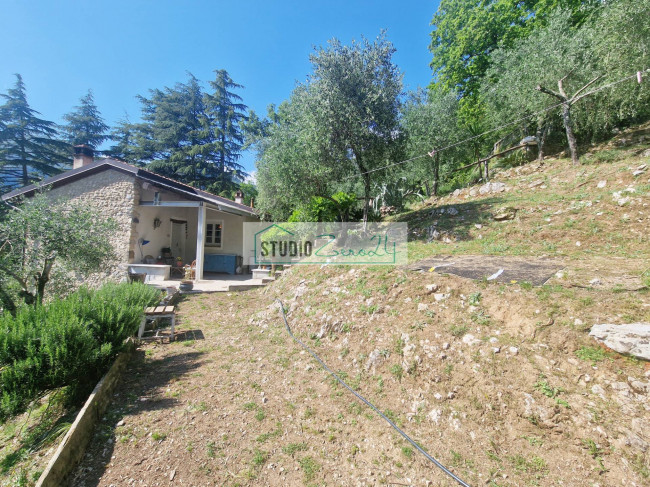 Villa in vendita a Camaiore