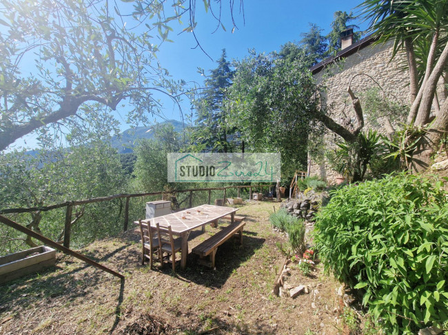 Villa in vendita a Camaiore