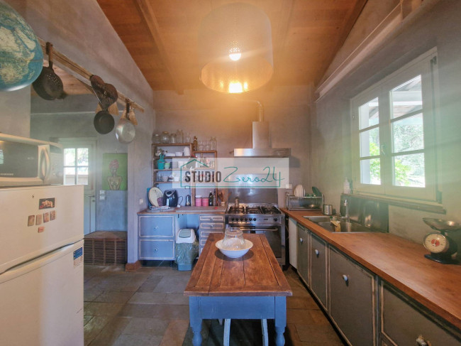 Villa in vendita a Camaiore