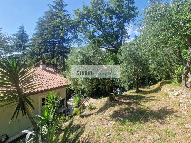 Villa in vendita a Camaiore