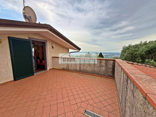 Villa in vendita a Massarosa