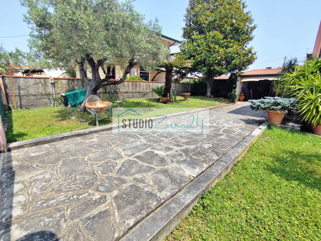 Villa in vendita a Viareggio