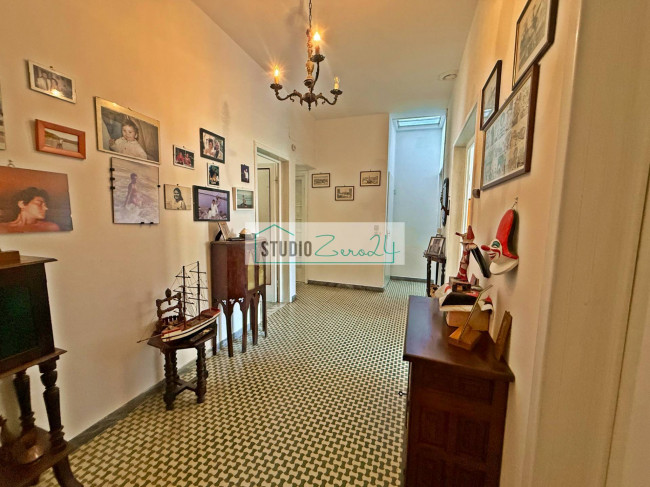 Appartamento in vendita a Viareggio