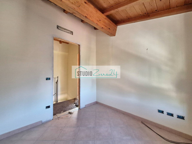 Cielo Terra in vendita a Camaiore