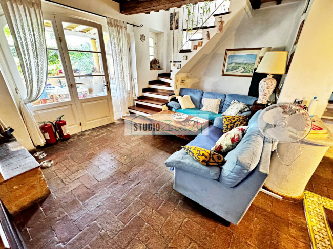 Casa singola in vendita a Pietrasanta