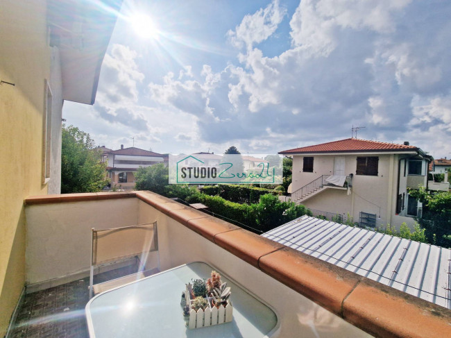 Appartamento in vendita a Camaiore