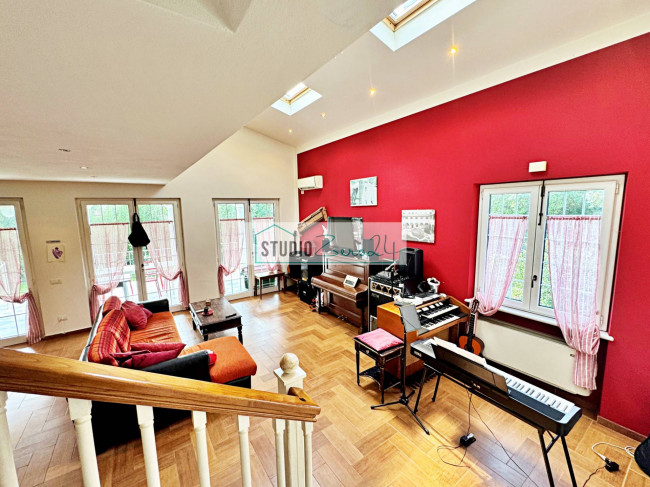 Villetta Bifamiliare in vendita a Pietrasanta