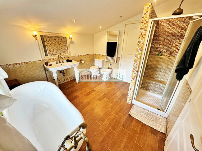 Villetta Bifamiliare in vendita a Pietrasanta