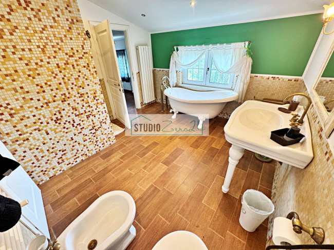 Villetta Bifamiliare in vendita a Pietrasanta