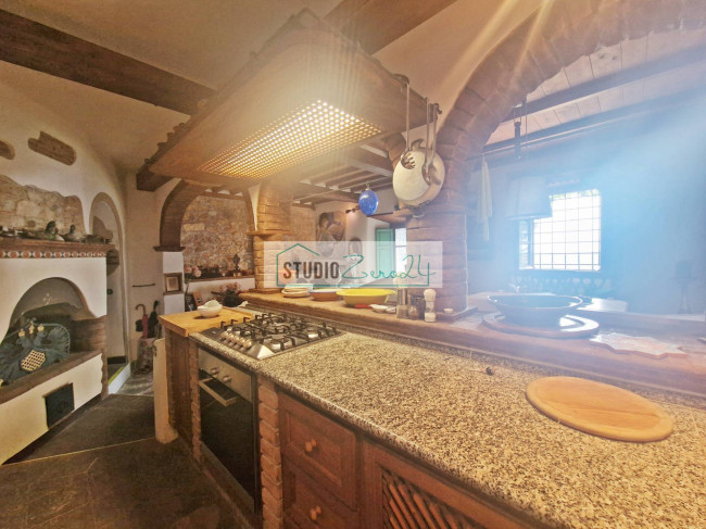 Casa singola in vendita a Camaiore