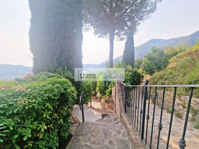 Casa singola in vendita a Camaiore