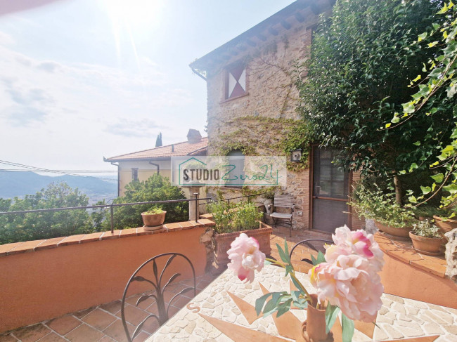 Casa singola in vendita a Camaiore