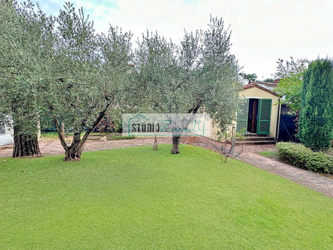 Villa in vendita a Pietrasanta