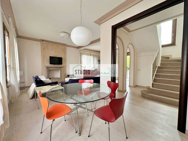 Villa in vendita a Pietrasanta