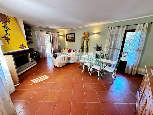 Villetta Bifamiliare in vendita a Pietrasanta