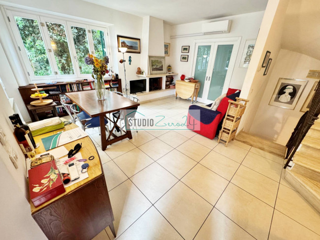 Villette a schiera in vendita a Pietrasanta