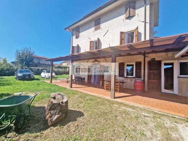 Villa in vendita a Camaiore
