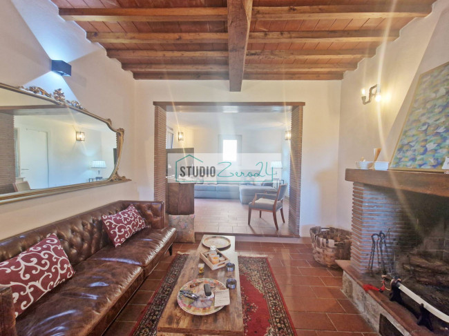 Villa in vendita a Camaiore