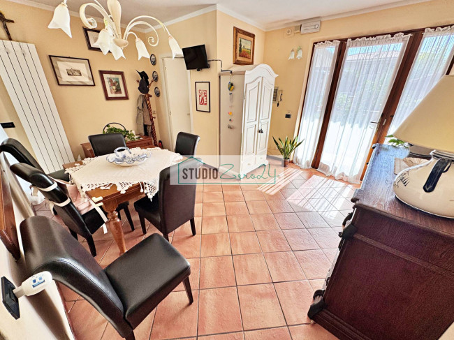 Villette a schiera in vendita a Pietrasanta