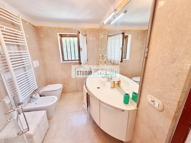 Villa in vendita a Seravezza