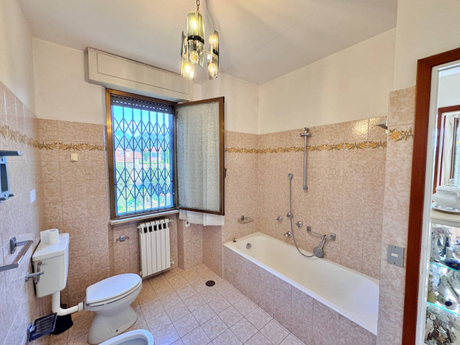 Villa in vendita a Seravezza