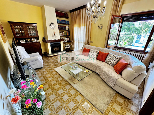 Villa in vendita a Forte dei Marmi