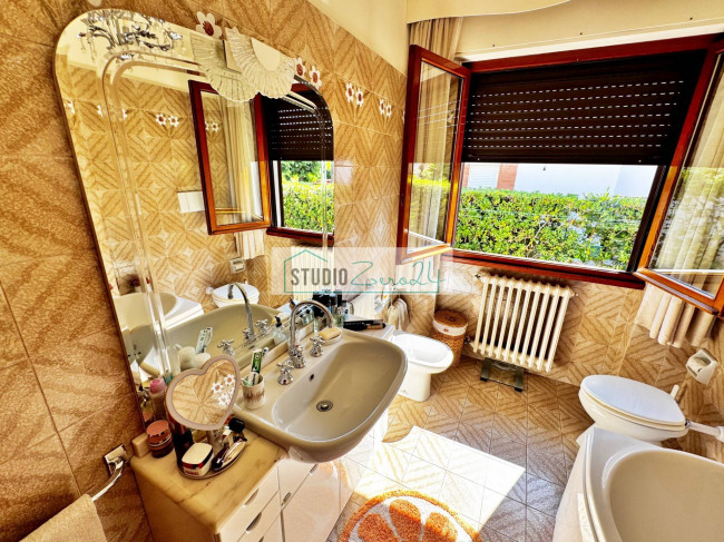 Villa in vendita a Forte dei Marmi