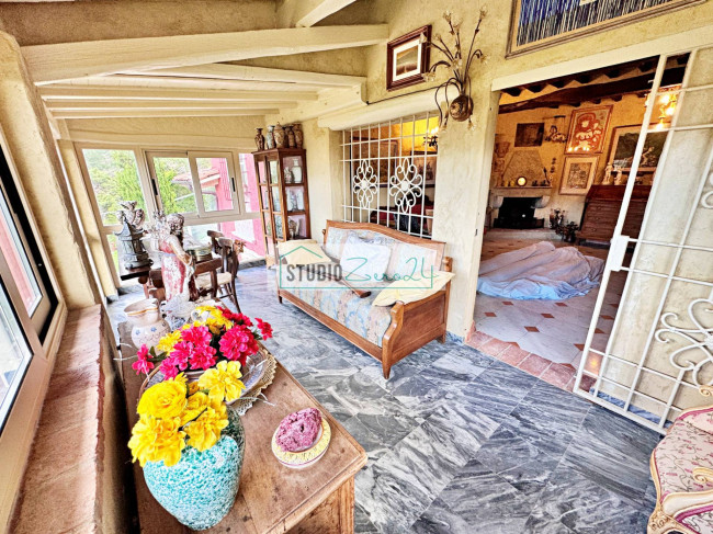 Villa in vendita a Seravezza