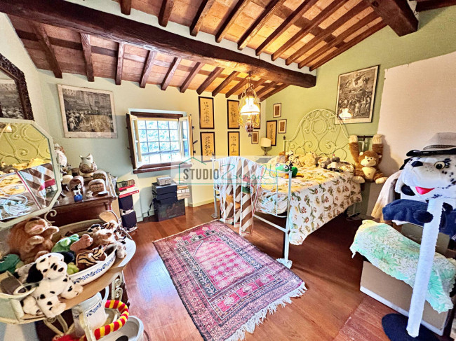 Villa in vendita a Seravezza