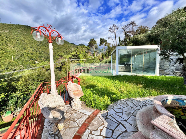 Villa in vendita a Seravezza