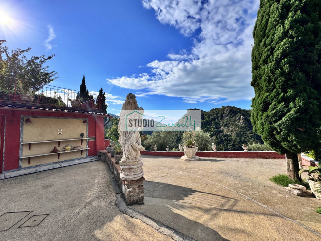 Villa in vendita a Seravezza